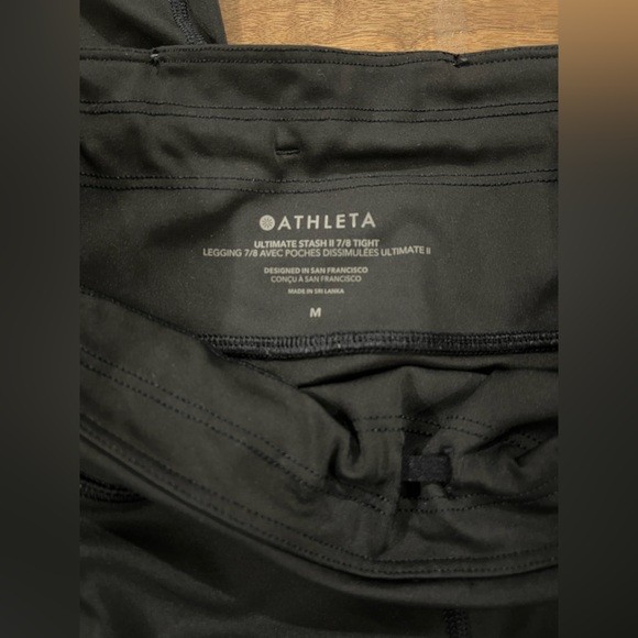 Athleta Ultimate stash 7/8 tights with side pockets - Picture 3 of 5
